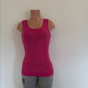 Elegant Pink Knit Tank Top who’s who size small crystals, fuchsia, pink